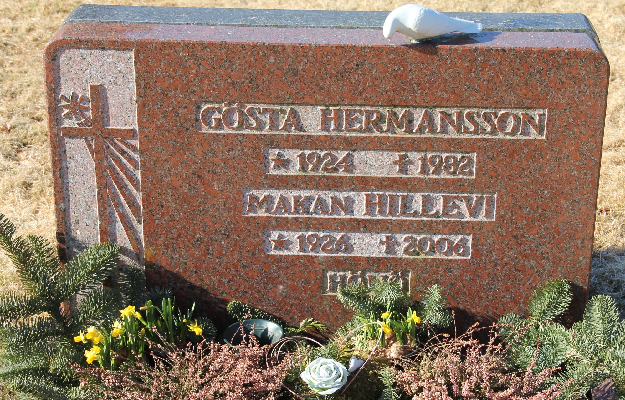 Grav E089 Hönö Kyrkogård