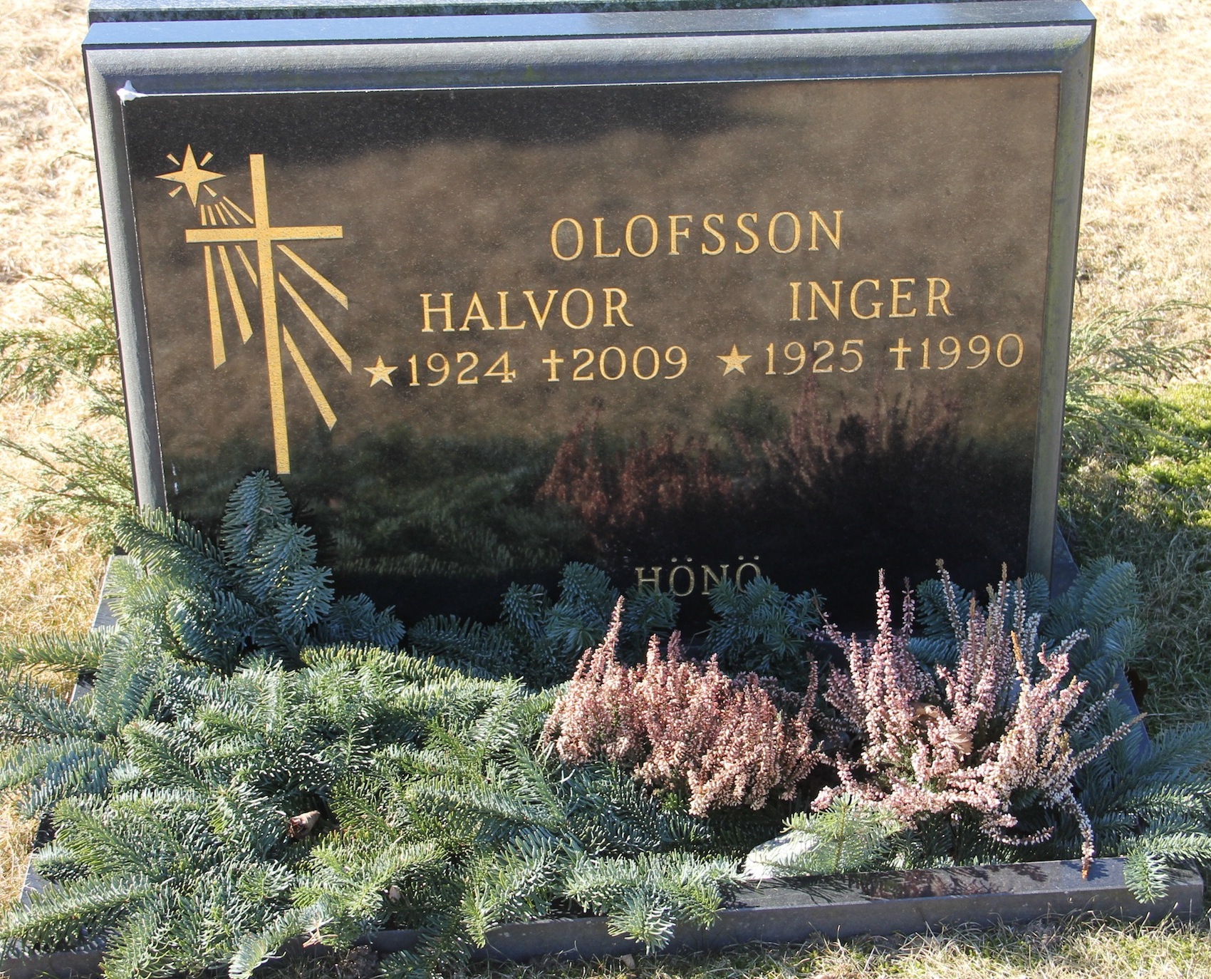 Grav C067 Hönö Kyrkogård
