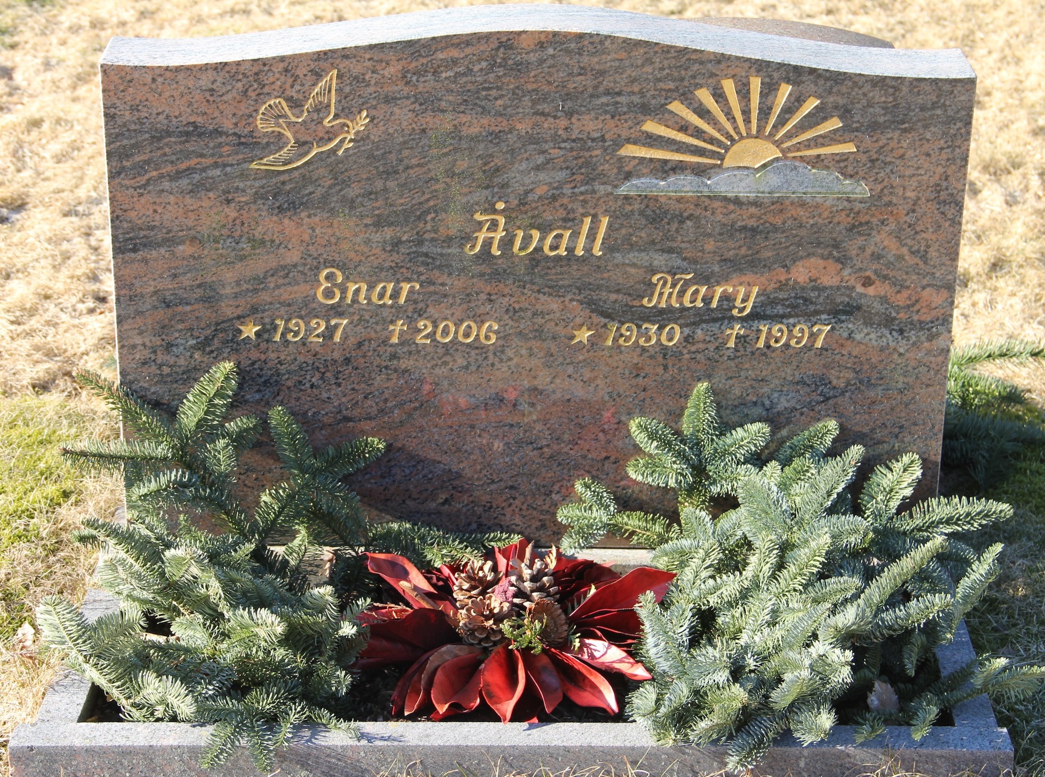 Grav A015 Hönö Kyrkogård