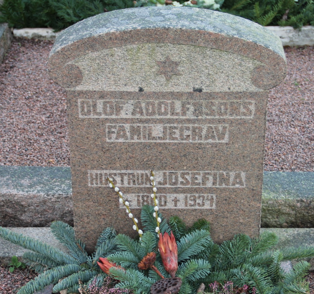 Grav E157 Öckerö Kyrkogård