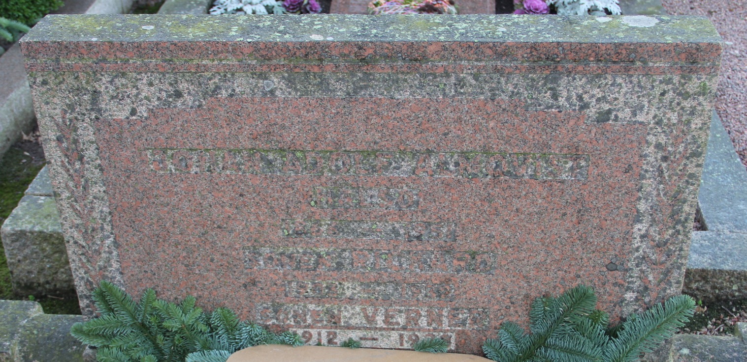 Grav E155 Öckerö Kyrkogård