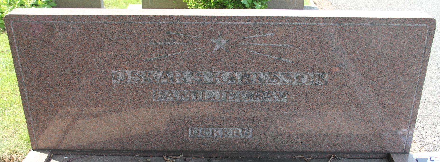 Grav E024 Öckerö Kyrkogård