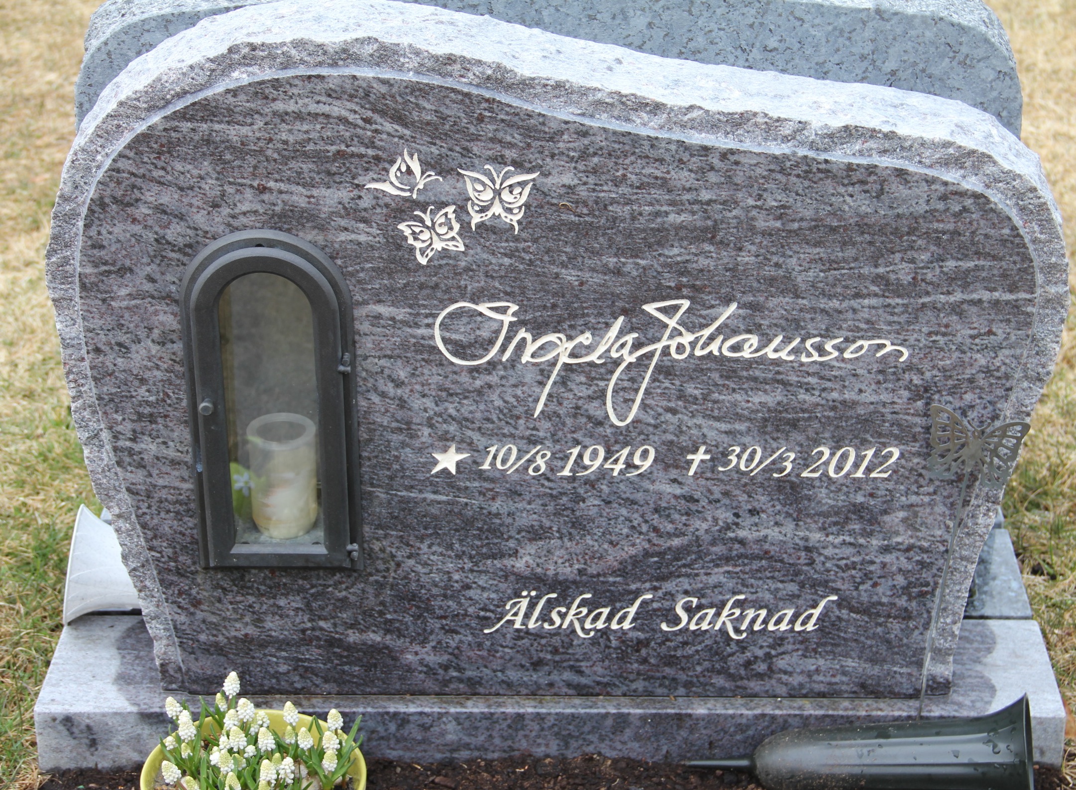 Grav H138 Hönö Kyrkogård