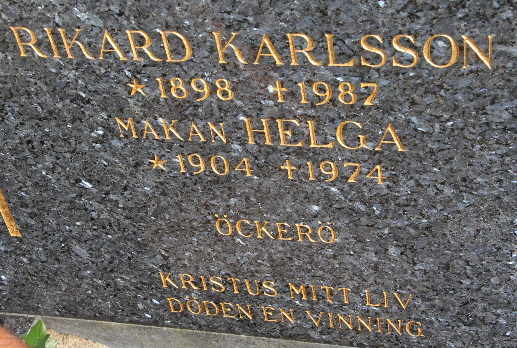 Grav G110 Öckerö Kyrkogård