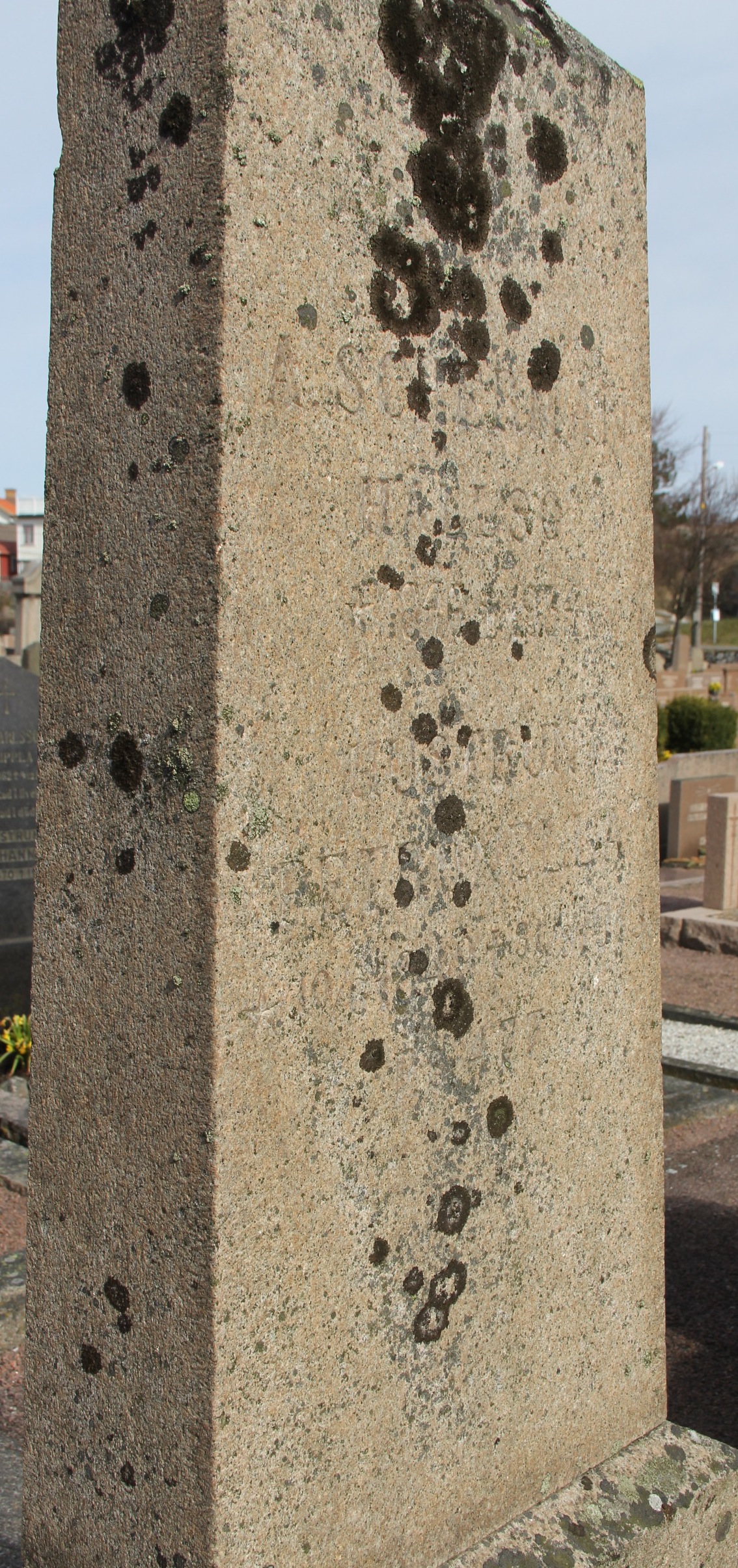 Grav B089 Öckerö Kyrkogård