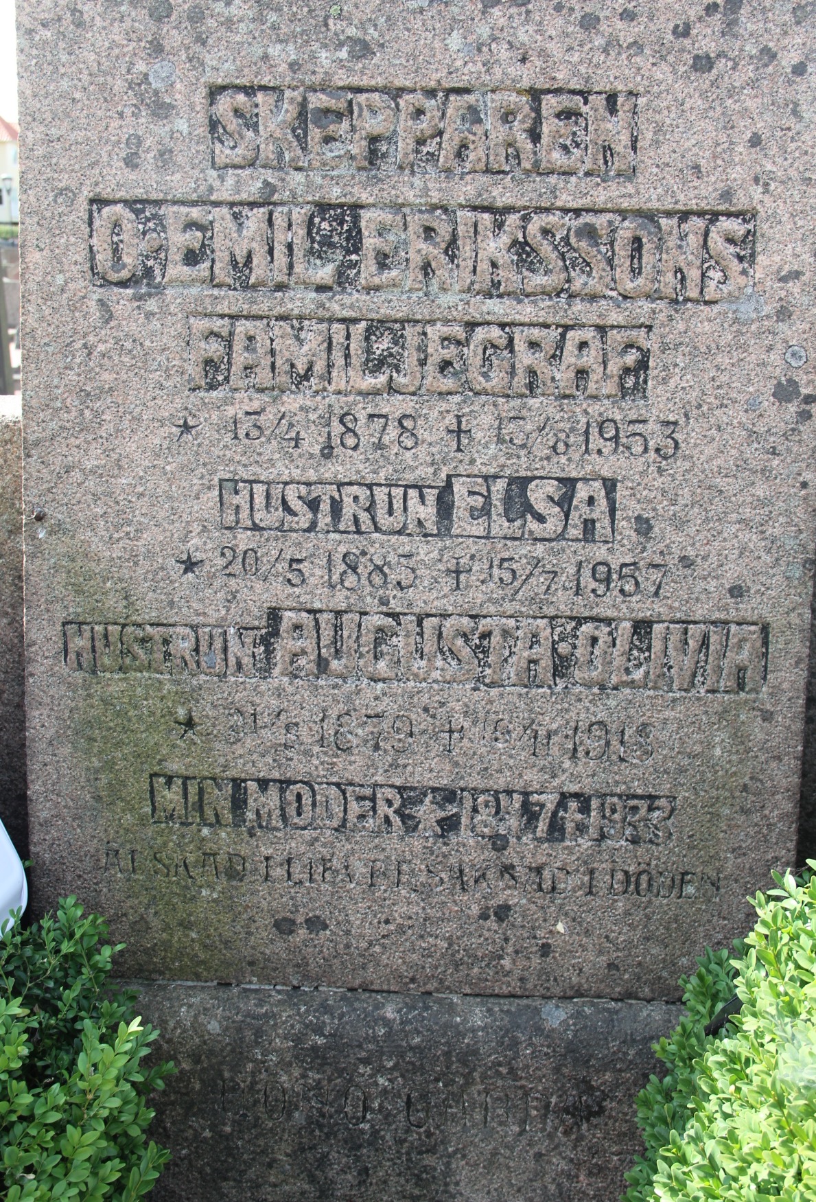 Grav E063 Öckerö Kyrkogård