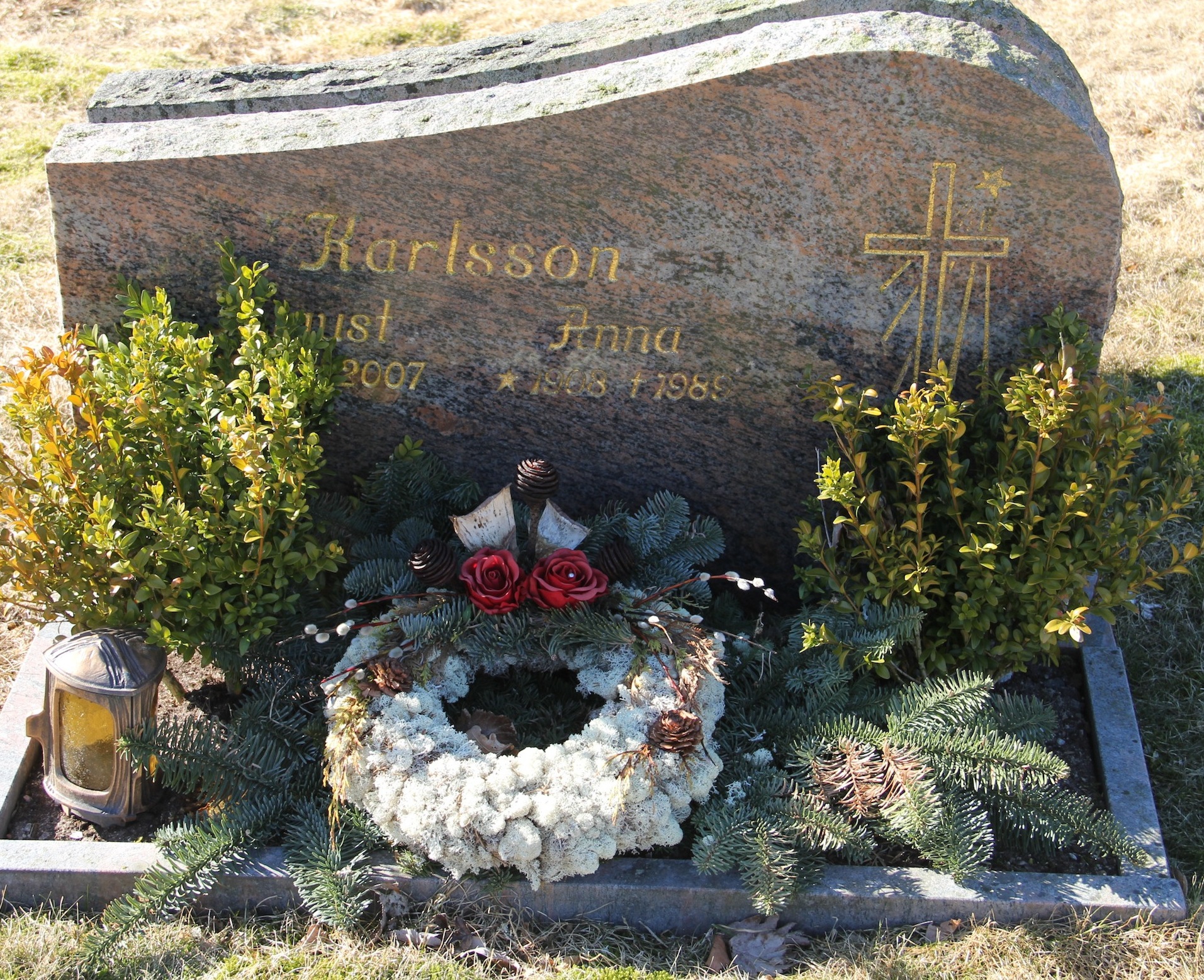 Grav C070 Hönö Kyrkogård