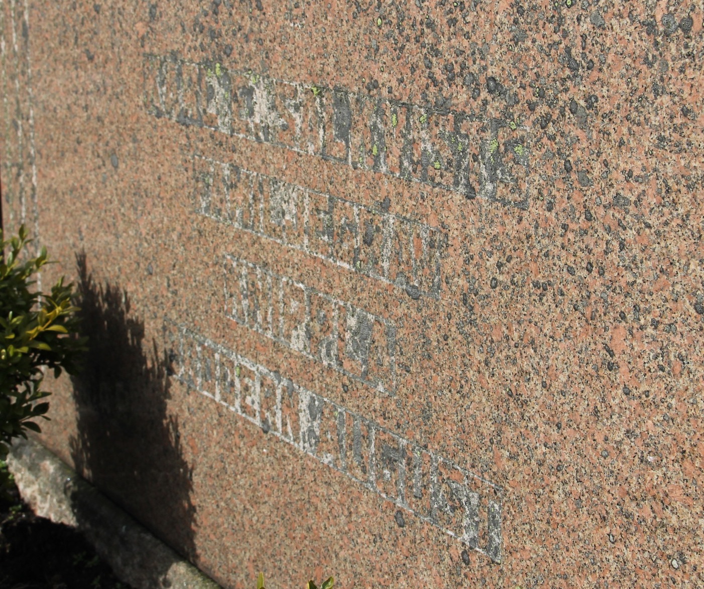 Grav B112 Öckerö Kyrkogård