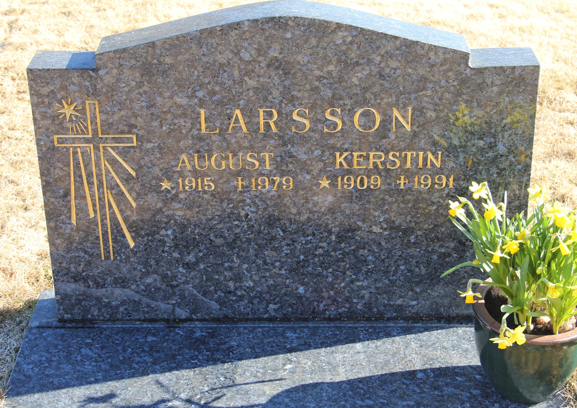 Grav E070 Hönö Kyrkogård