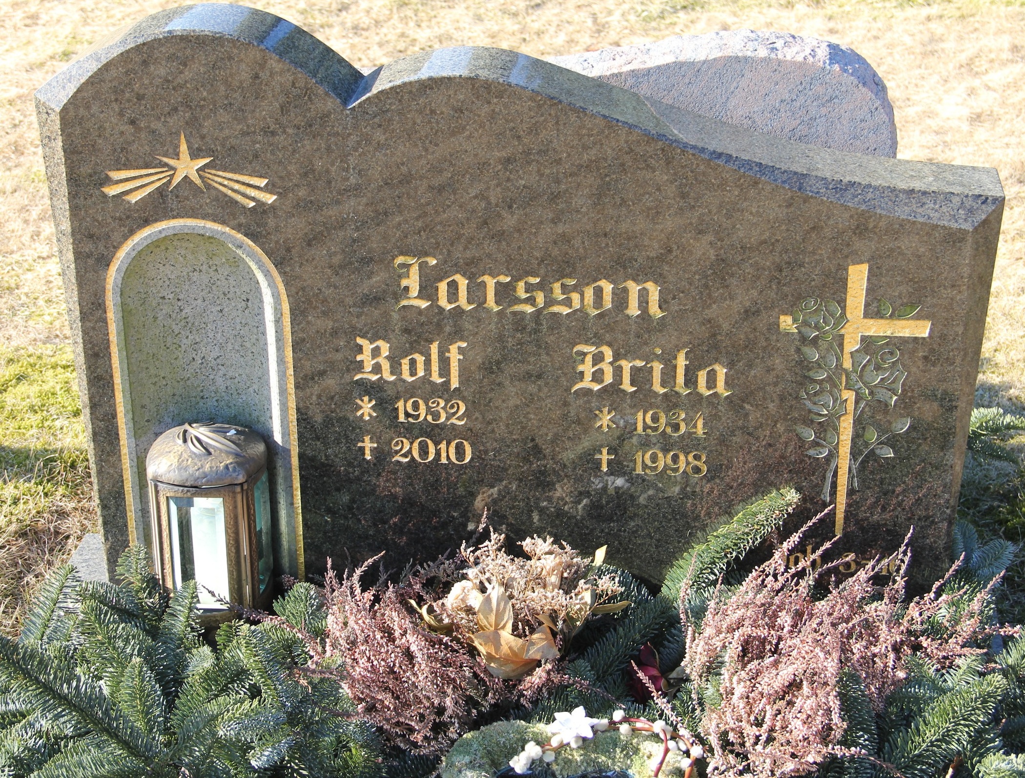 Grav A031 Hönö Kyrkogård
