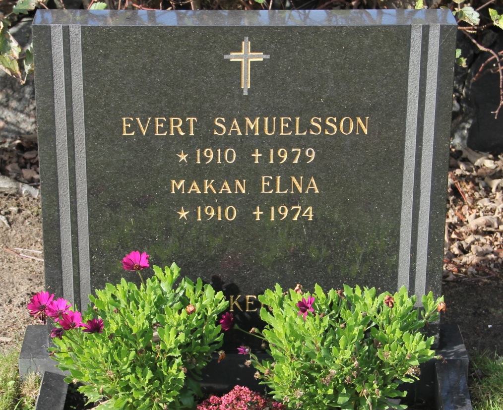 Grav VM032 Öckerö Kyrkogård