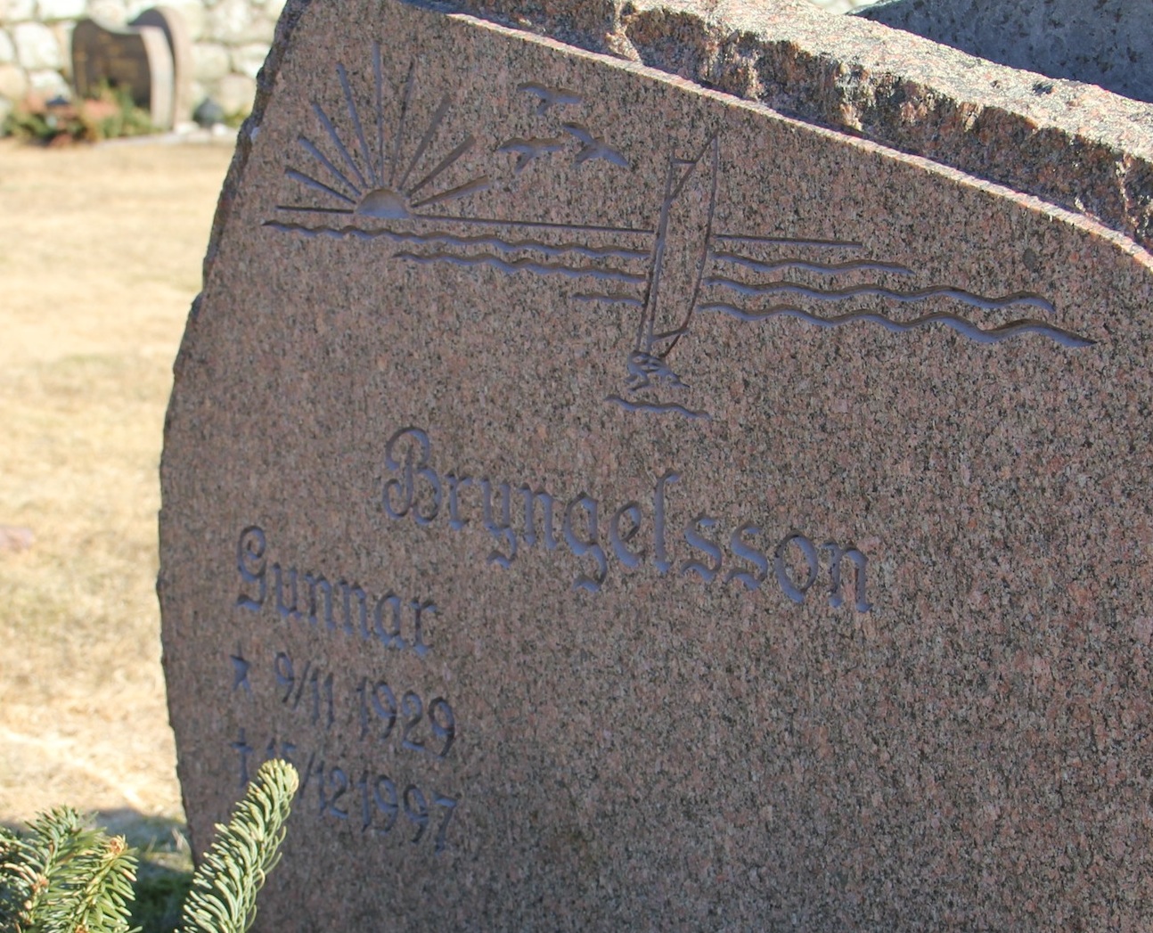 Grav A022 Hönö Kyrkogård
