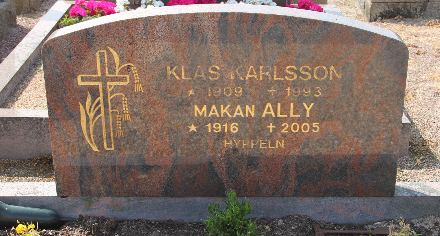 Grav E119 Öckerö Kyrkogård