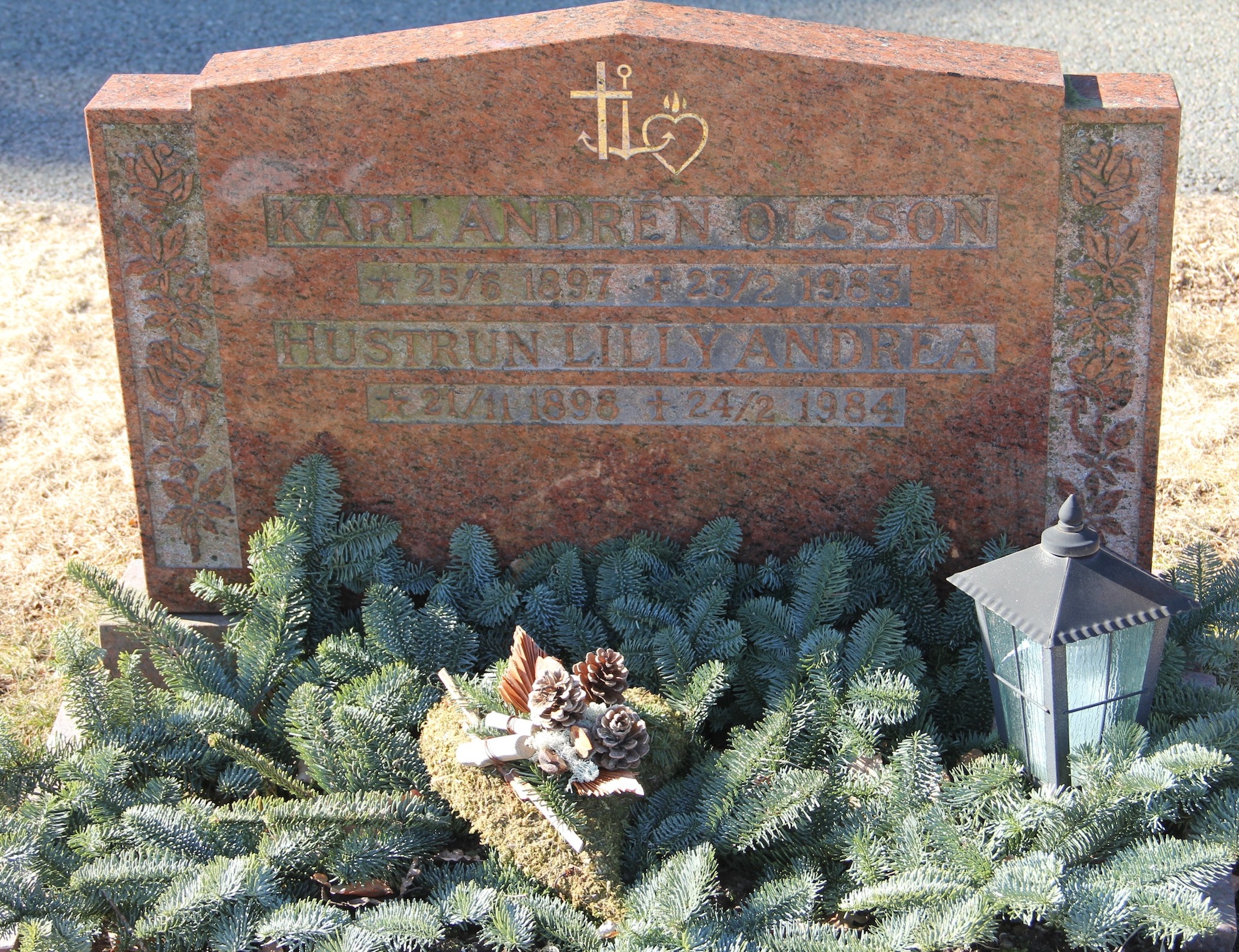 Grav C005 Hönö Kyrkogård