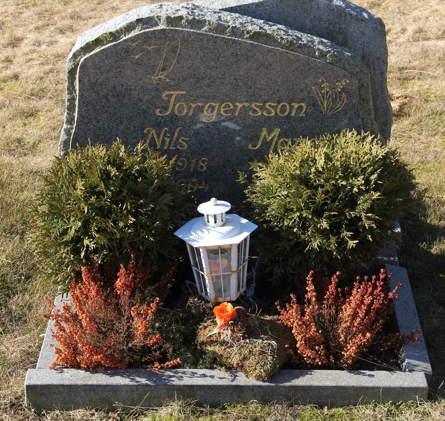 Grav A088 Hönö Kyrkogård