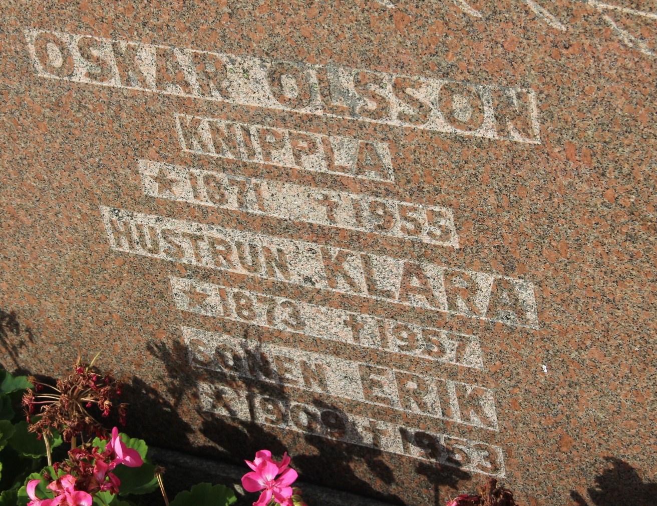 Grav G219 Öckerö Kyrkogård