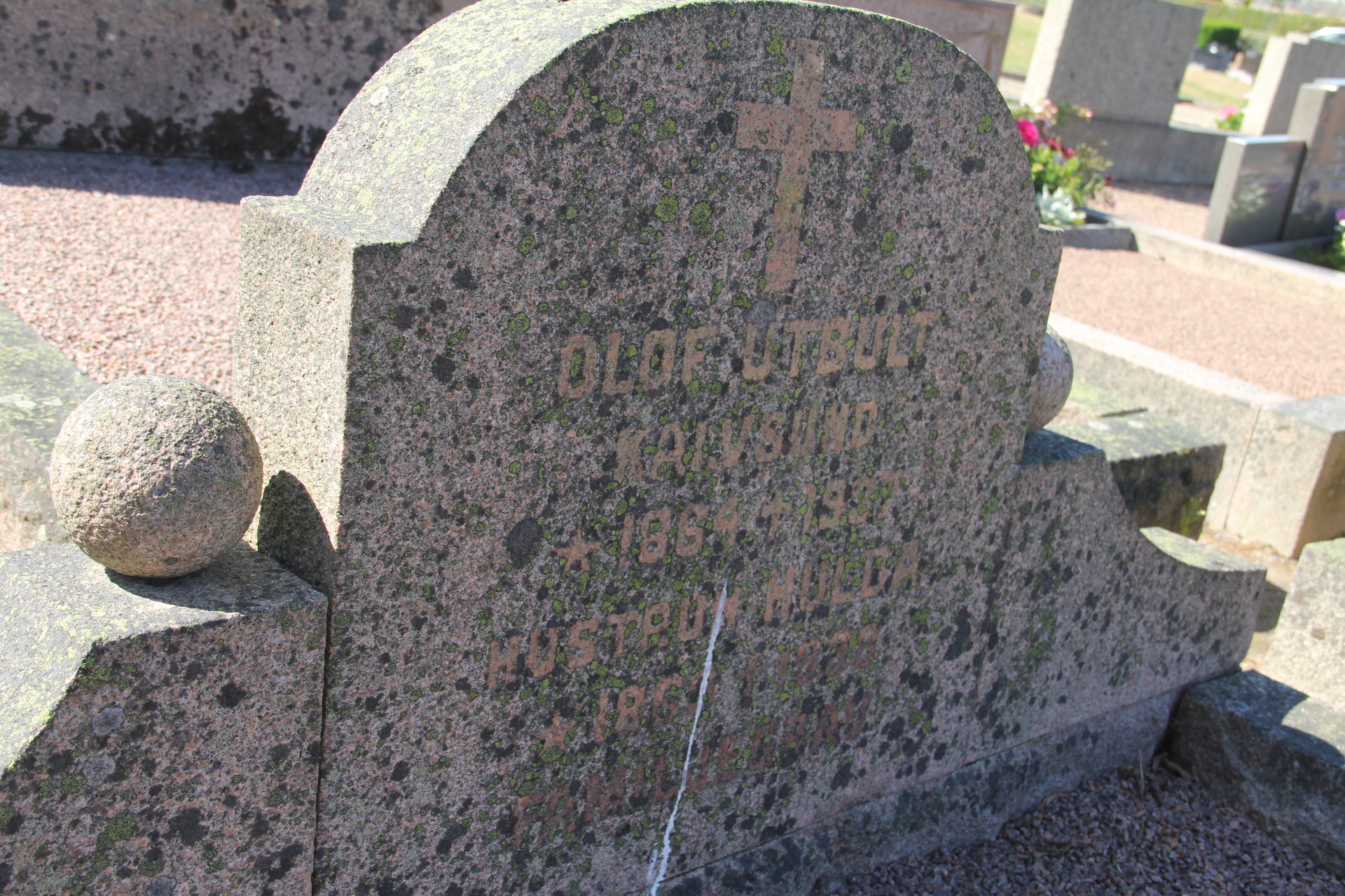 Grav E231 Öckerö Kyrkogård