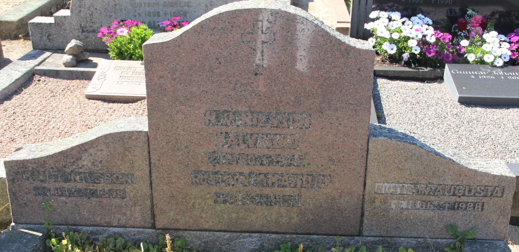 Grav E173 Öckerö Kyrkogård