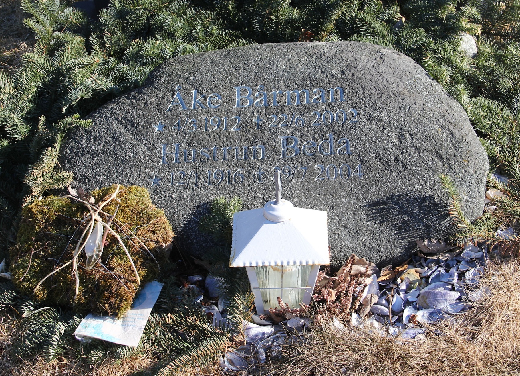 Grav A066 Hönö Kyrkogård