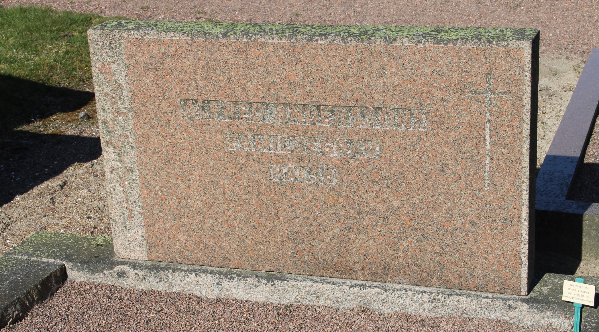 Grav D088 Öckerö Kyrkogård