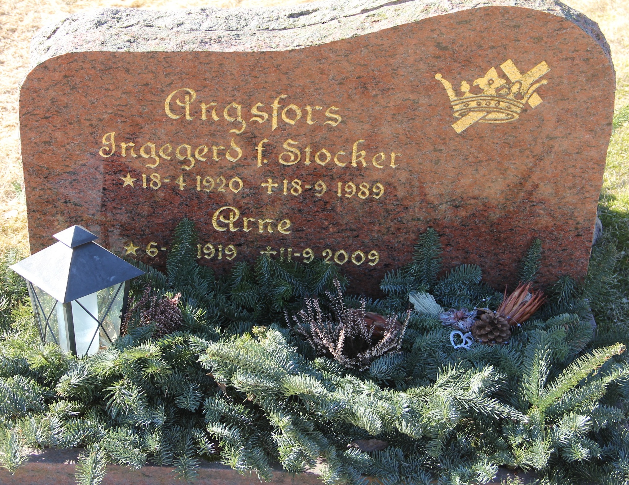 Grav C071 Hönö Kyrkogård