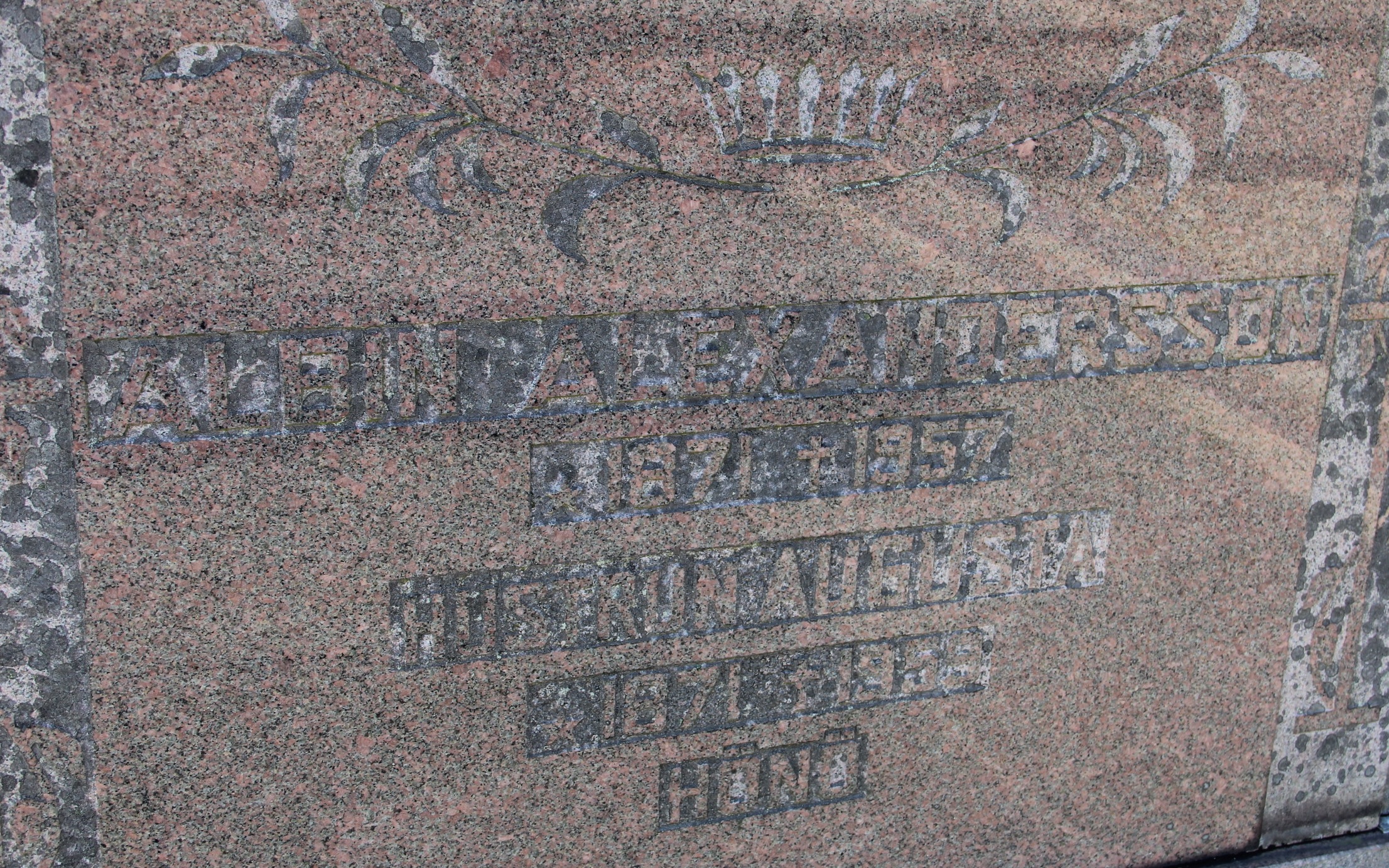 Grav G018 Hönö Kyrkogård