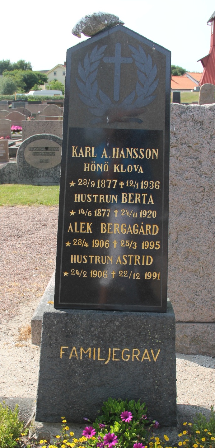 Grav E084 Öckerö Kyrkogård