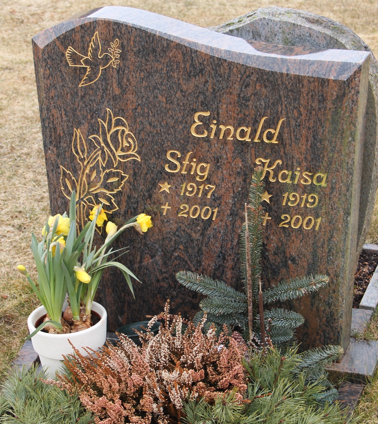 Grav H072 Hönö Kyrkogård