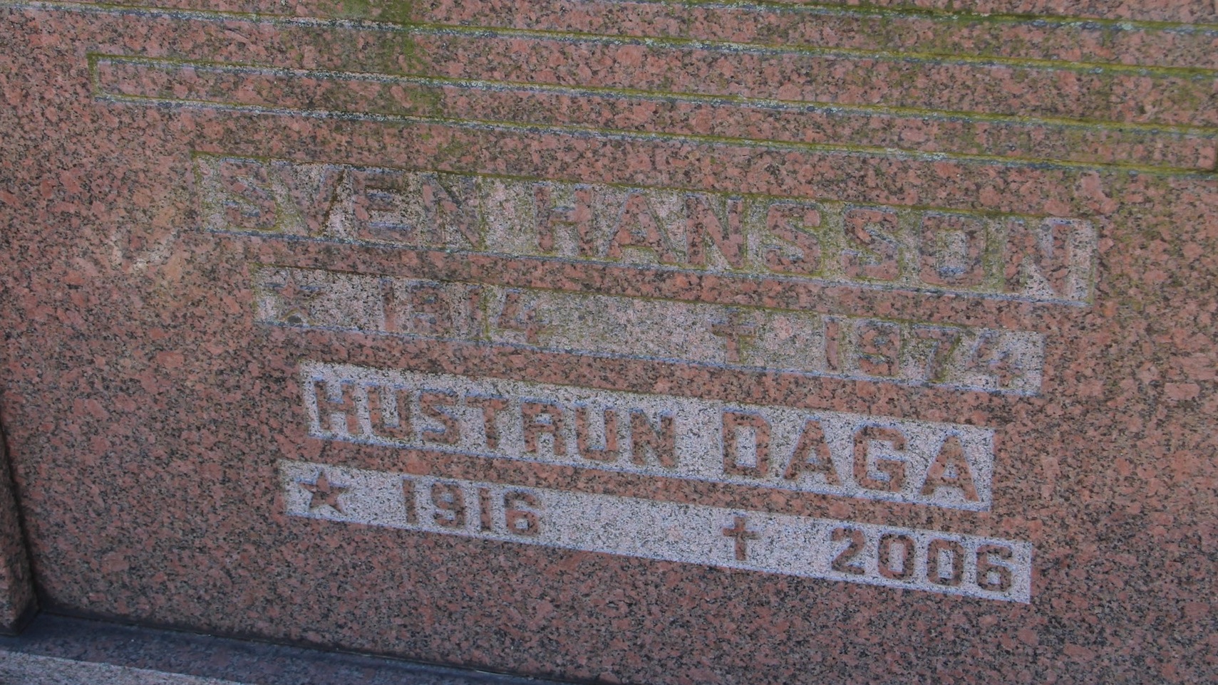 Grav B078 Hönö Kyrkogård