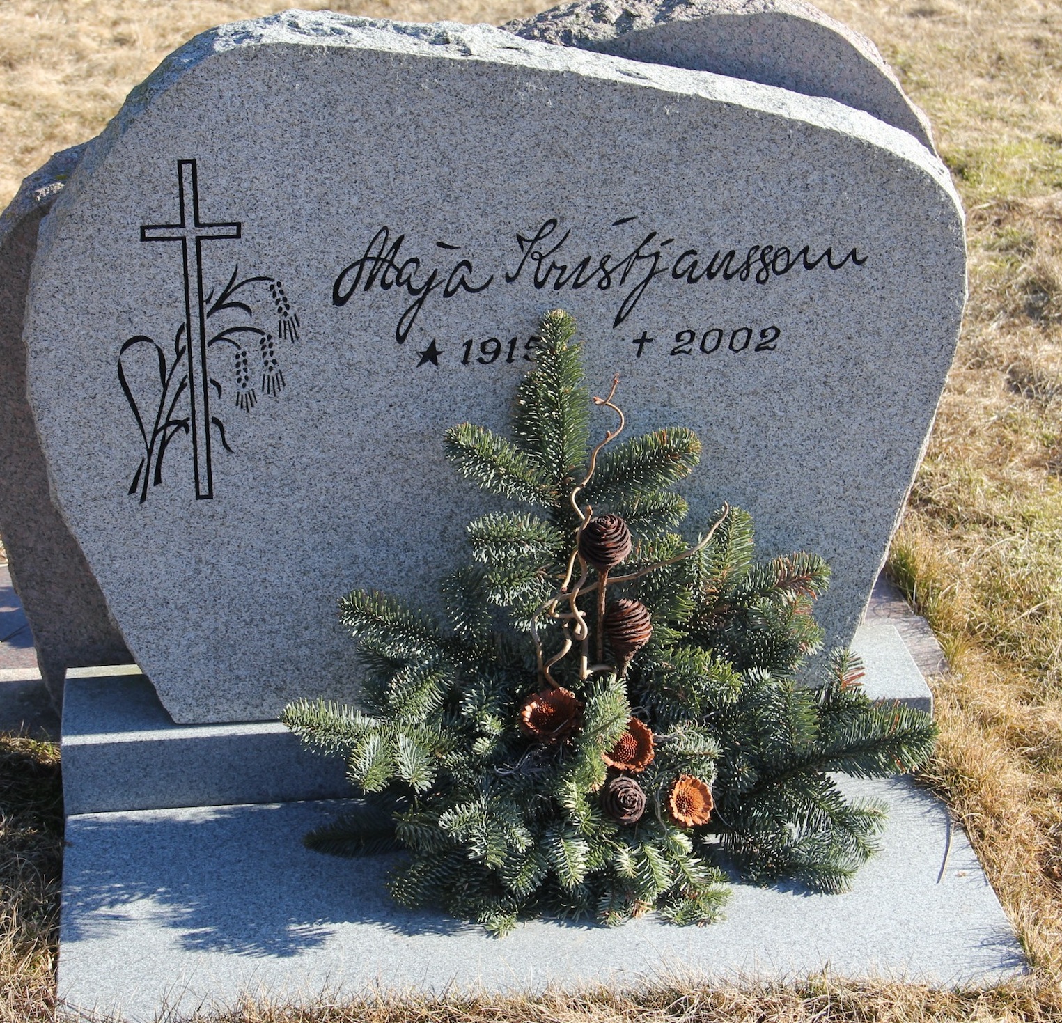 Grav A067 Hönö Kyrkogård