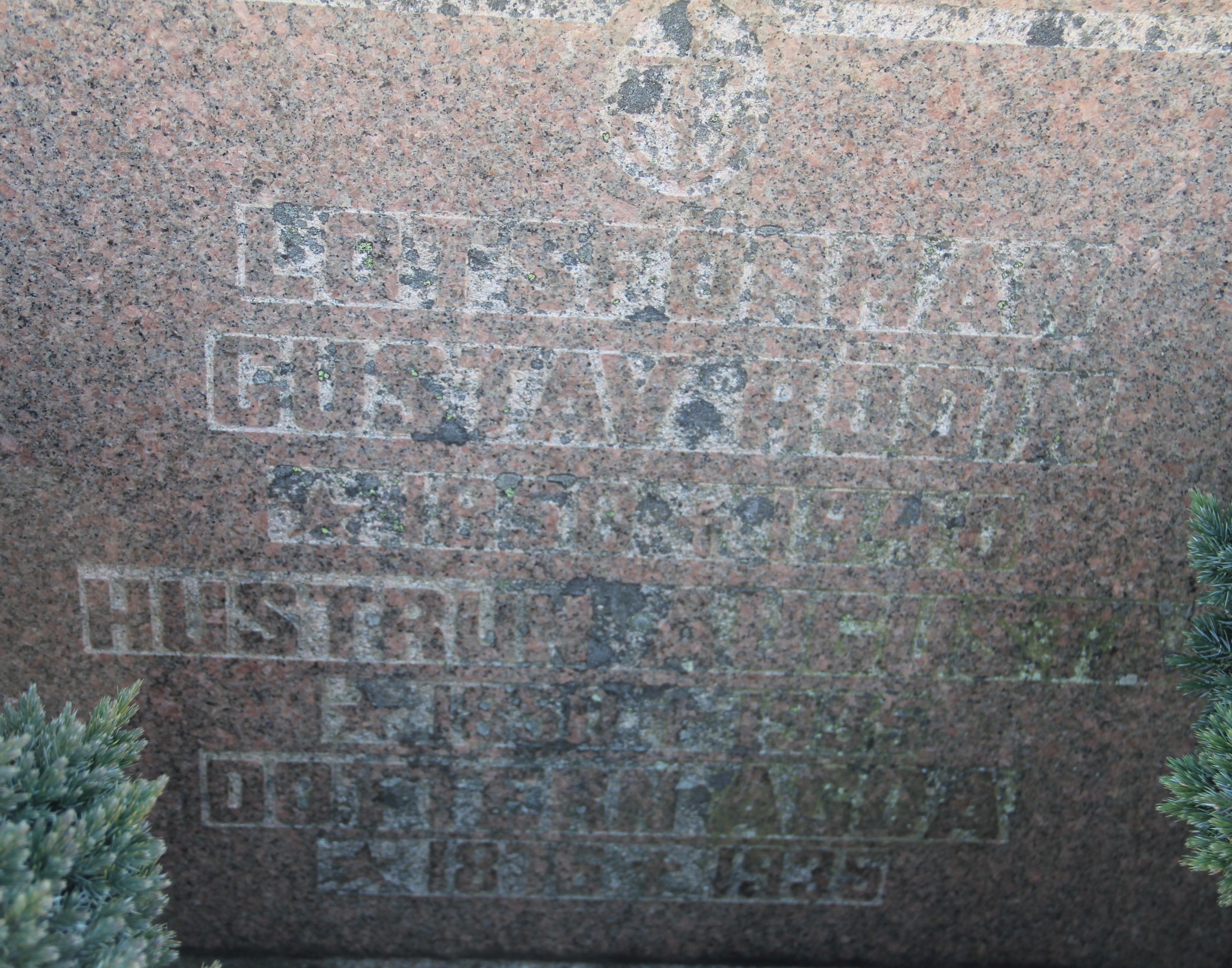 Grav D121 Öckerö Kyrkogård