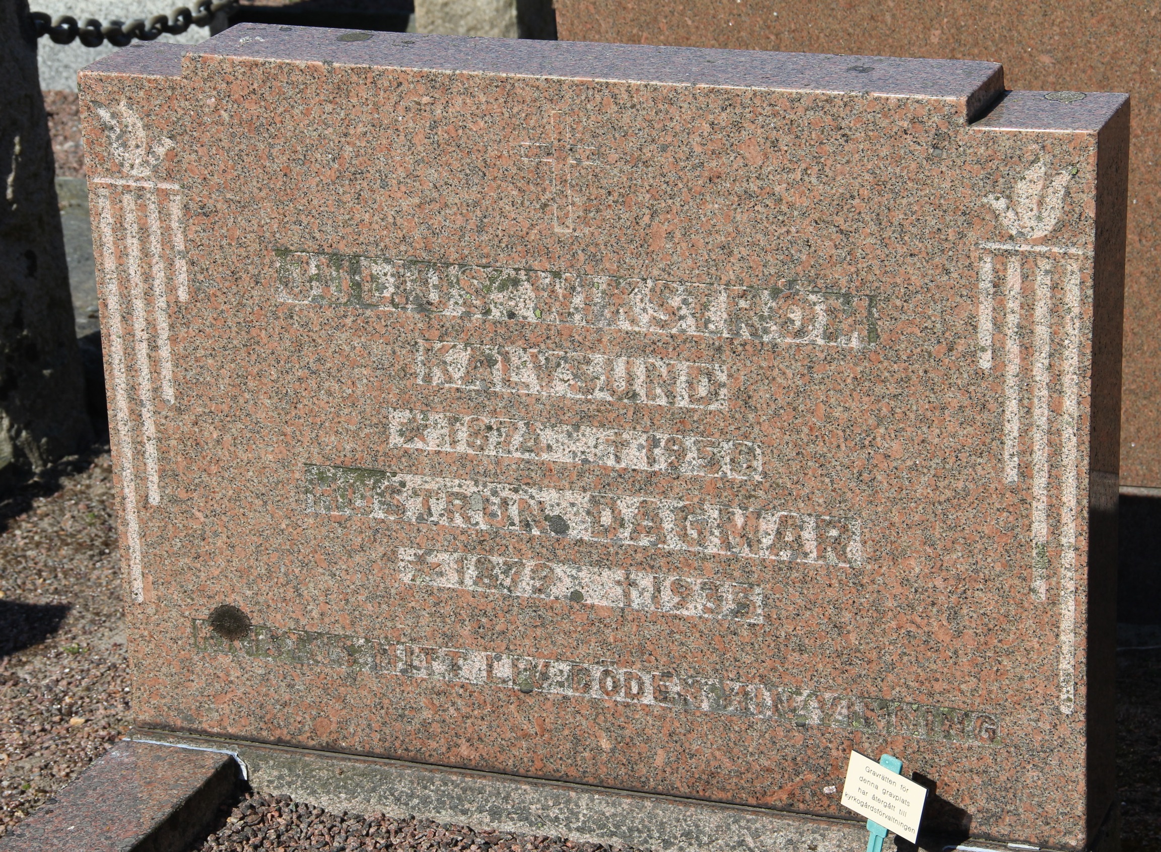 Grav D156 Öckerö Kyrkogård