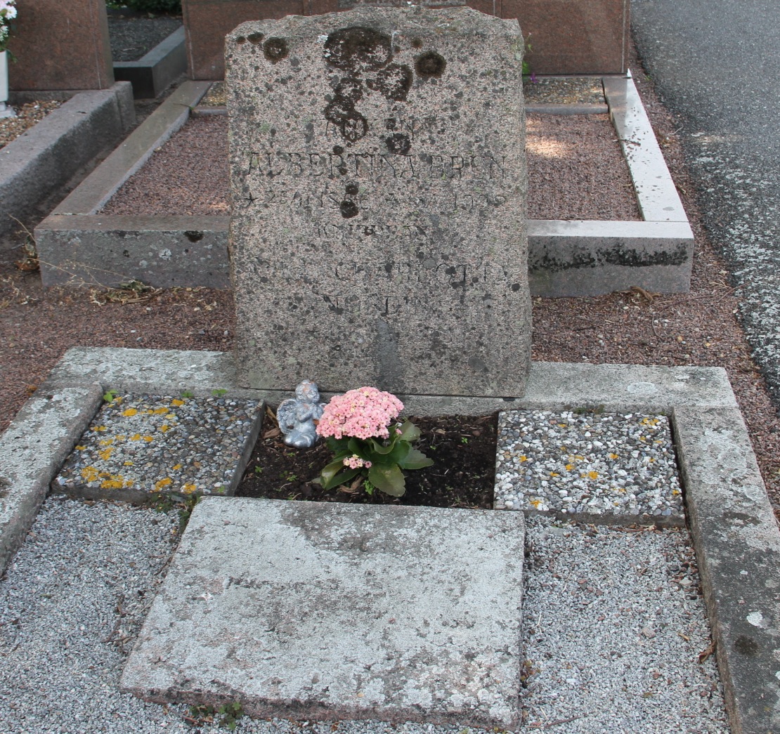Grav E007 Öckerö Kyrkogård