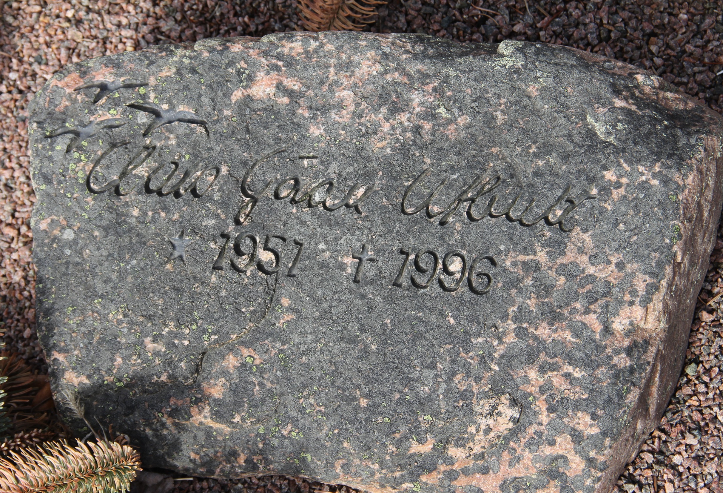 Grav C034 Öckerö Kyrkogård