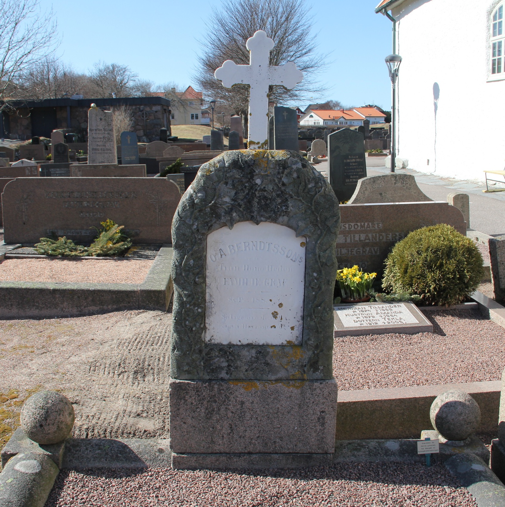 Grav A050 Öckerö Kyrkogård