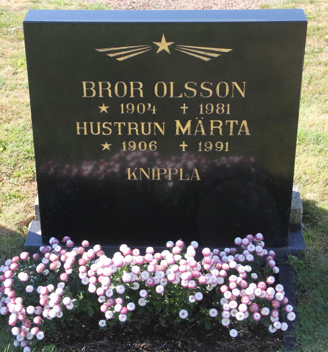 Grav G019 Öckerö Kyrkogård