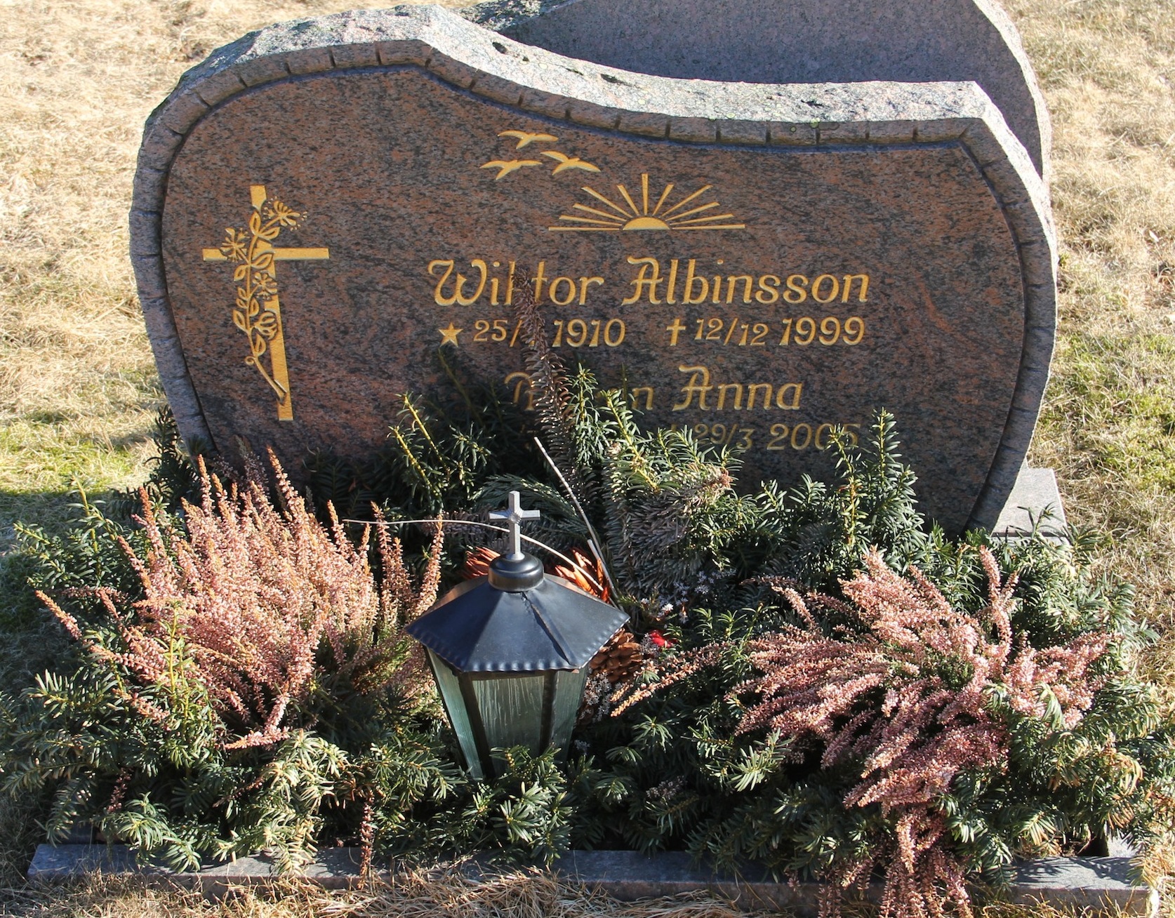 Grav A041 Hönö Kyrkogård