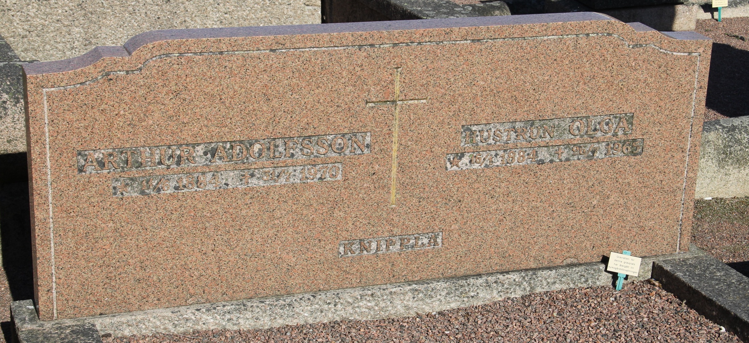 Grav D002 Öckerö Kyrkogård