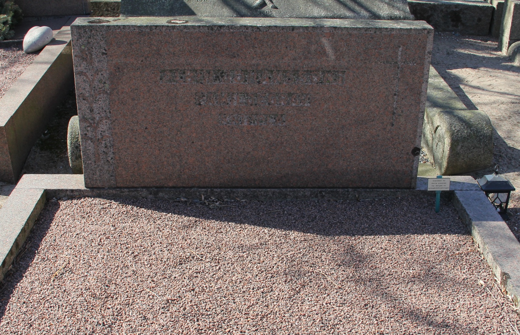 Grav A069 Öckerö Kyrkogård