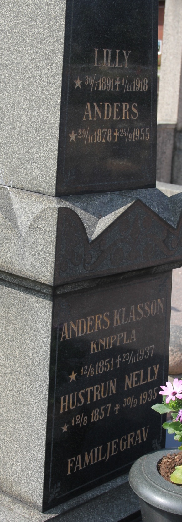 Grav E068 Öckerö Kyrkogård