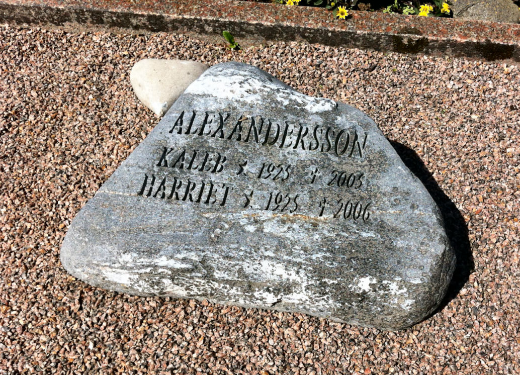 Grav B012 Öckerö Kyrkogård