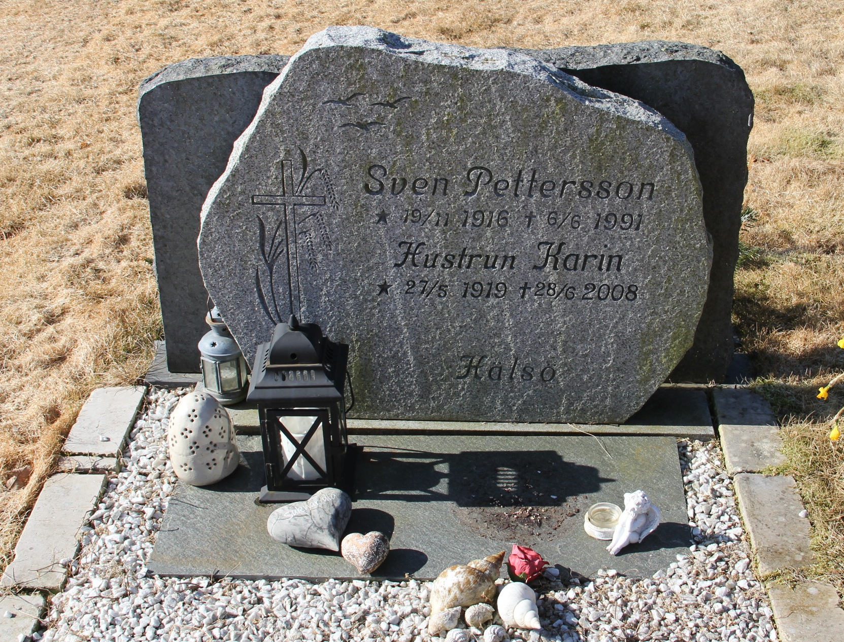 Grav F073 Hönö Kyrkogård