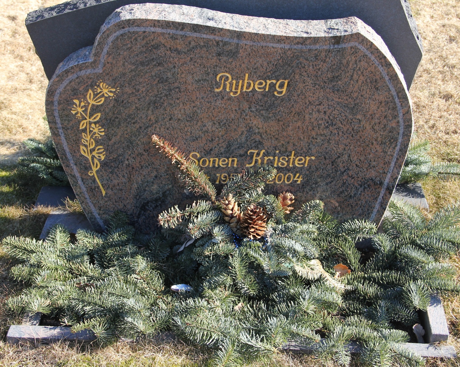 Grav A079 Hönö Kyrkogård