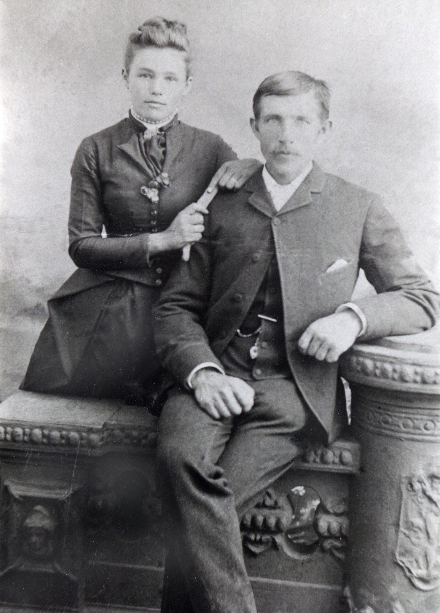 Amandus & Mary (Wahlstrand) Johnson's wedding photo