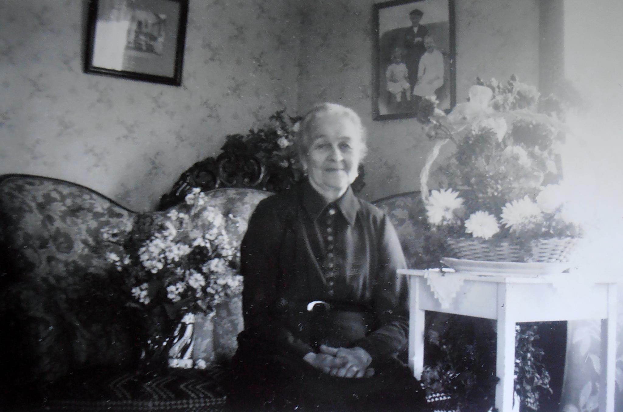 Berta Josefina Karlsdotter