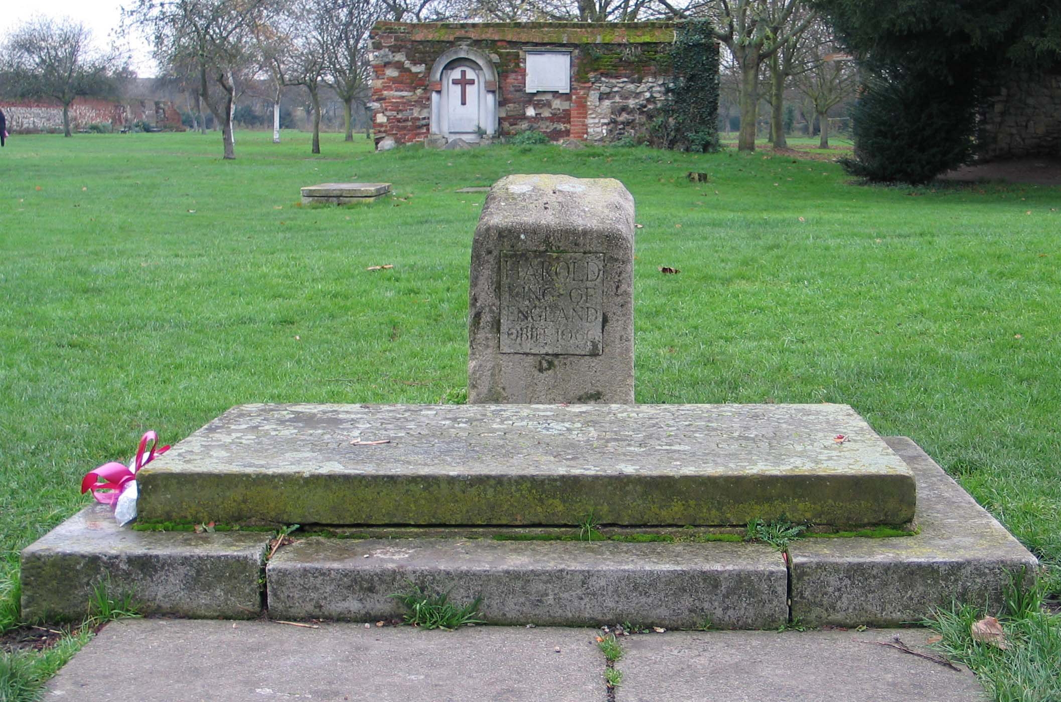 Tomb_of_Harold_II