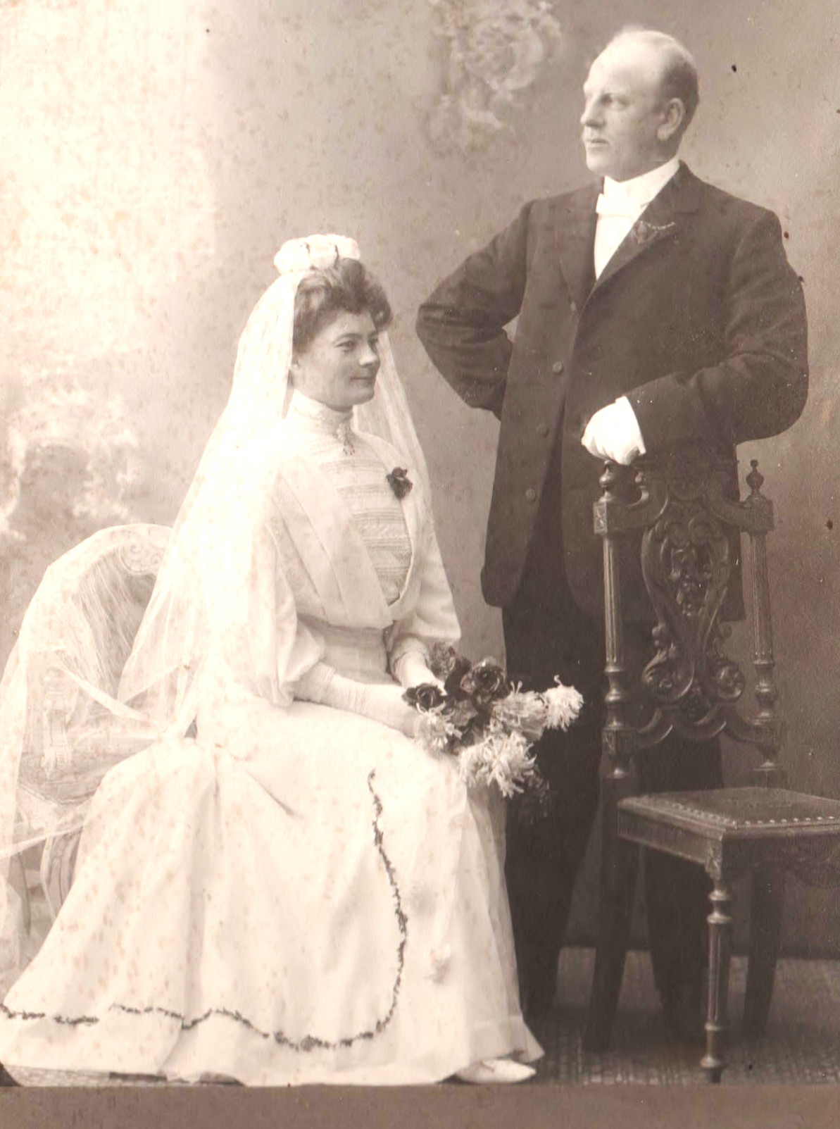 ALEXANDERSON Anna Teresia 1881- 1967 married to Georg Gustavsson who died already  1915